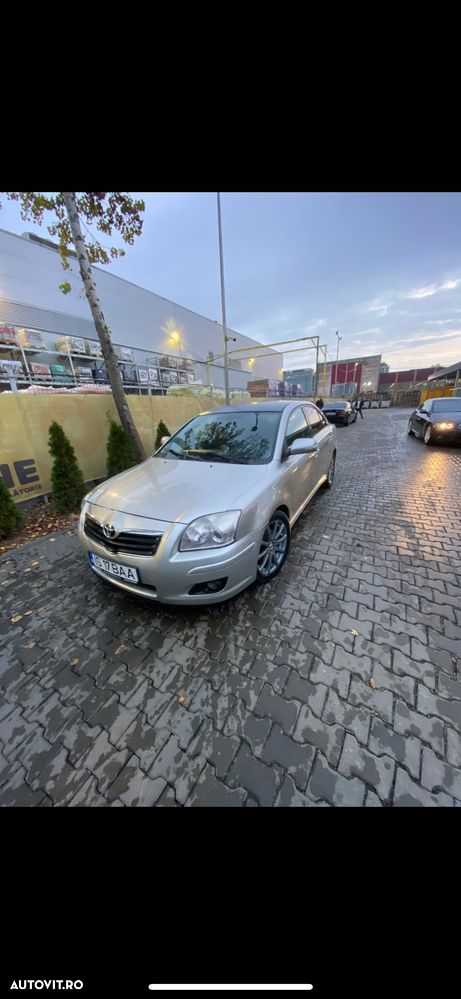 Toyota Avensis 2.0 D-4D Executiv - 3