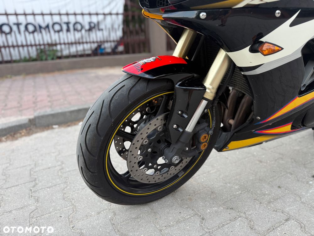 Yamaha R6 - 21