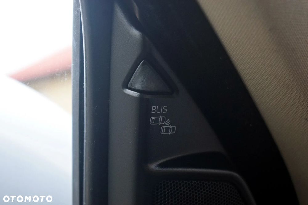 Volvo XC 90 3.2 Kinetic - 33