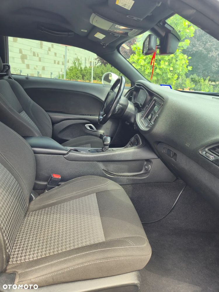 Dodge Challenger 3.6 SXT - 9