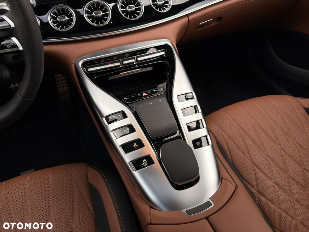 Mercedes-Benz AMG GT 53 4-Matic+ - 21