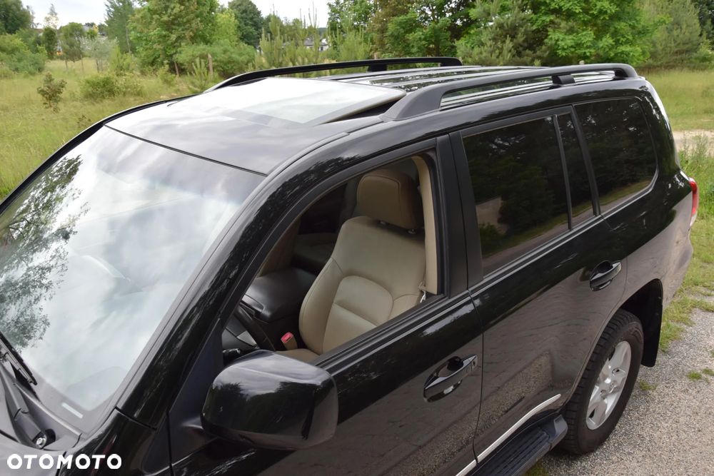 Toyota Land Cruiser LC 4.5 D-4D Sol - 31