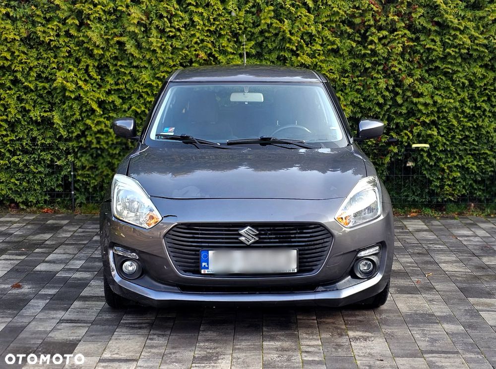 Suzuki Swift 1.2 Premium Plus - 2