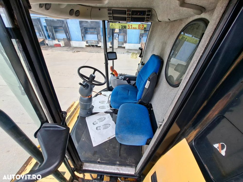 New Holland CX 6.90 ST5 COMBINA AGRICOLA CU HEDER PAIOASE 760CG 6,70M/22FT VF SI CARUCIOR TRANSPORT - 15