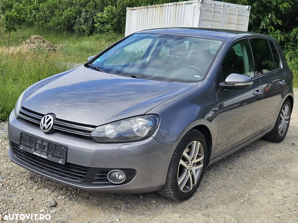 Volkswagen Golf - 10
