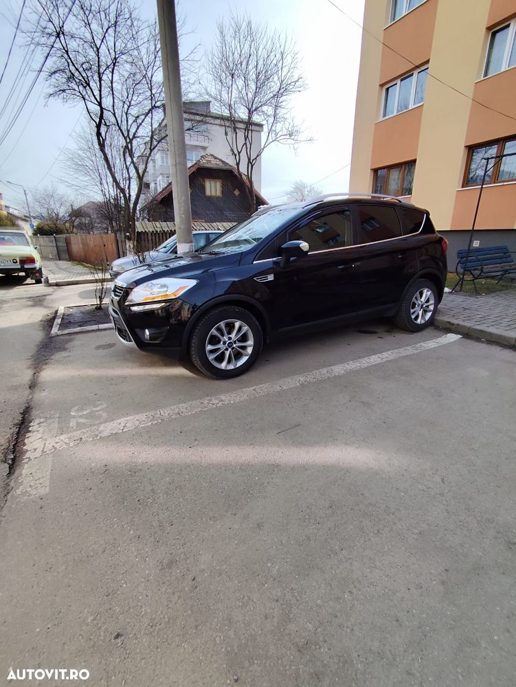 Ford Kuga 2.0 TDCi 4WD Powershift Individual - 2