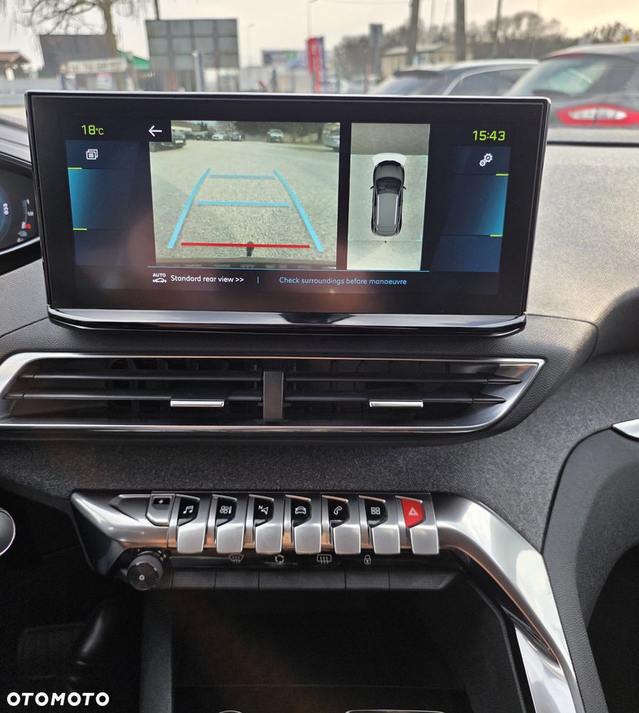 Peugeot 3008 1.6 PureTech Hybrid PHEV Allure Pack S&S EAT8 - 37