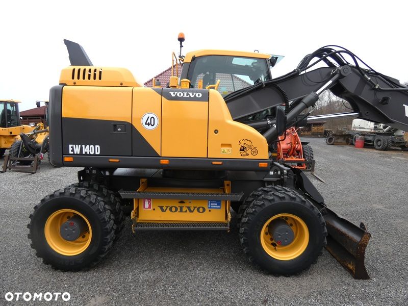 Volvo EW140D ROTOTILT ZE SZCZYPCAMI / Sprowadzona / - 34