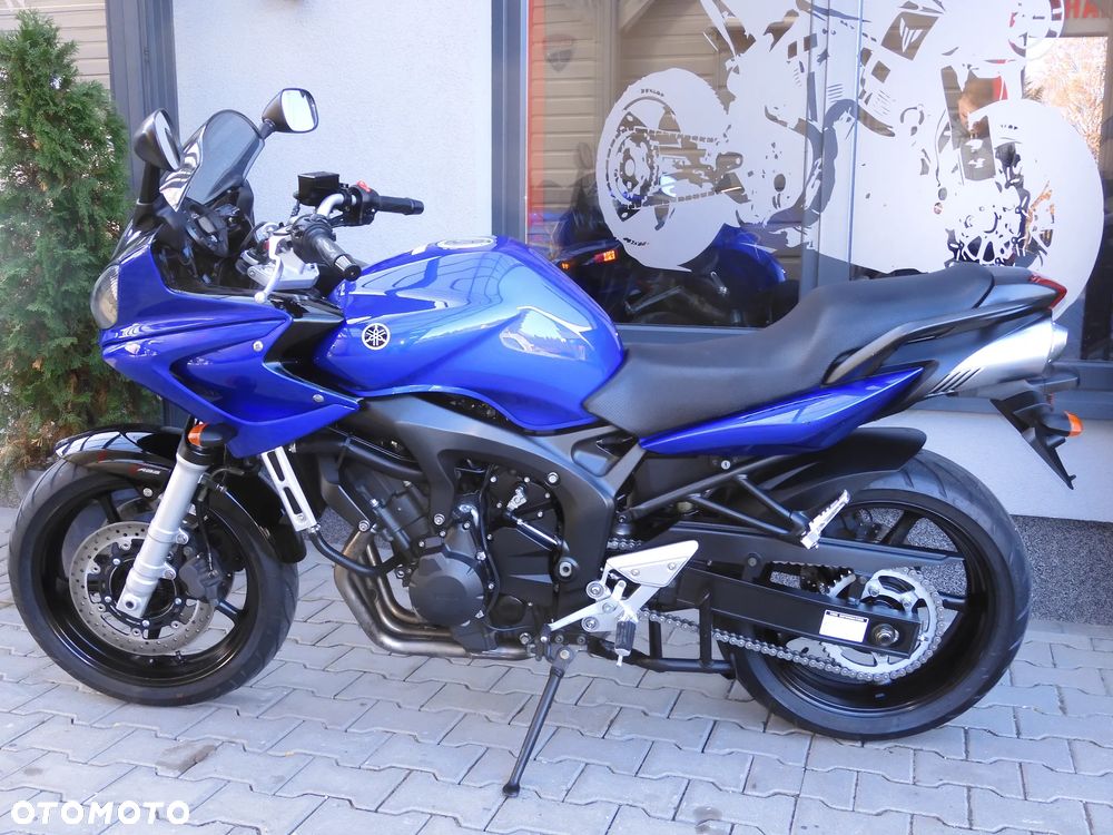 Yamaha FZ6 - 30
