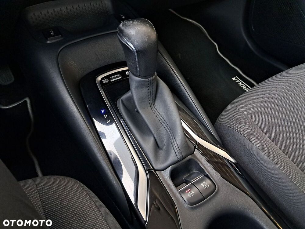 Toyota Corolla 1.8 Hybrid Comfort - 25