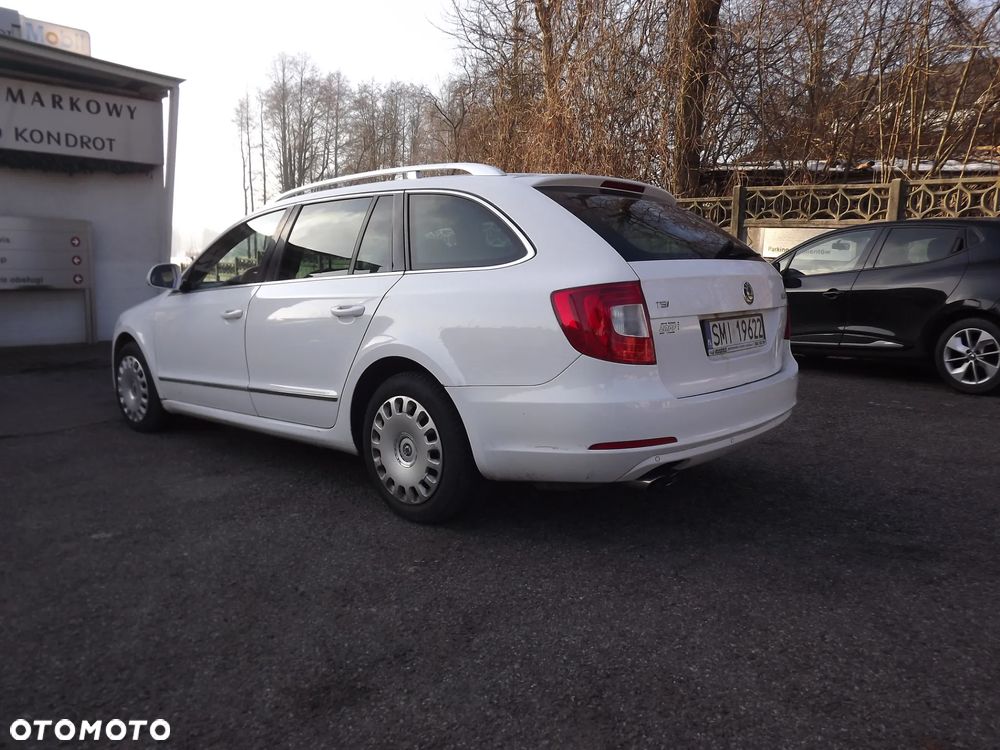 Skoda Superb 1.8 TSI DSG Elegance - 4