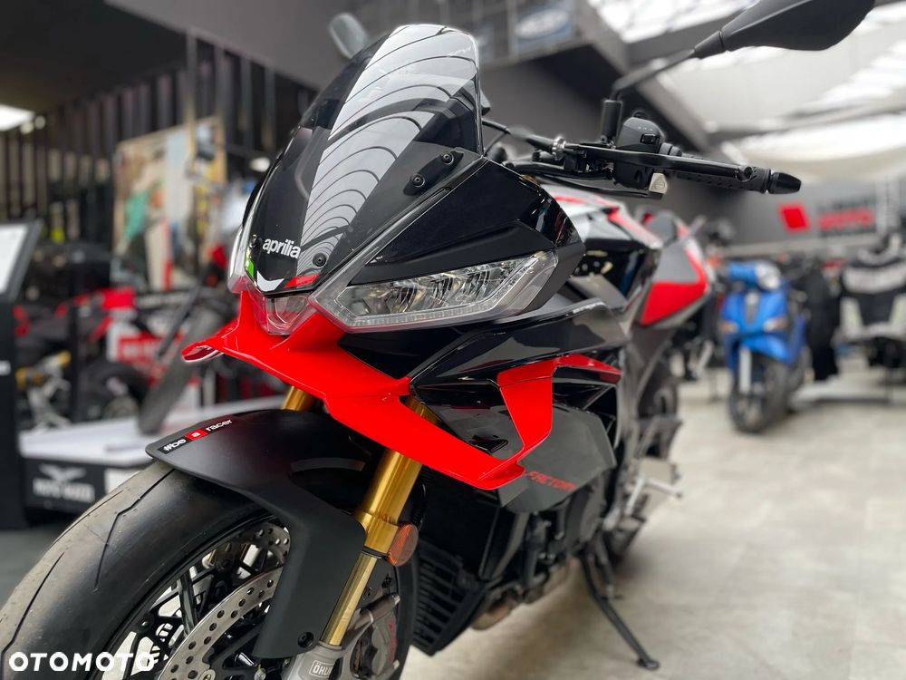 Aprilia Tuono - 8