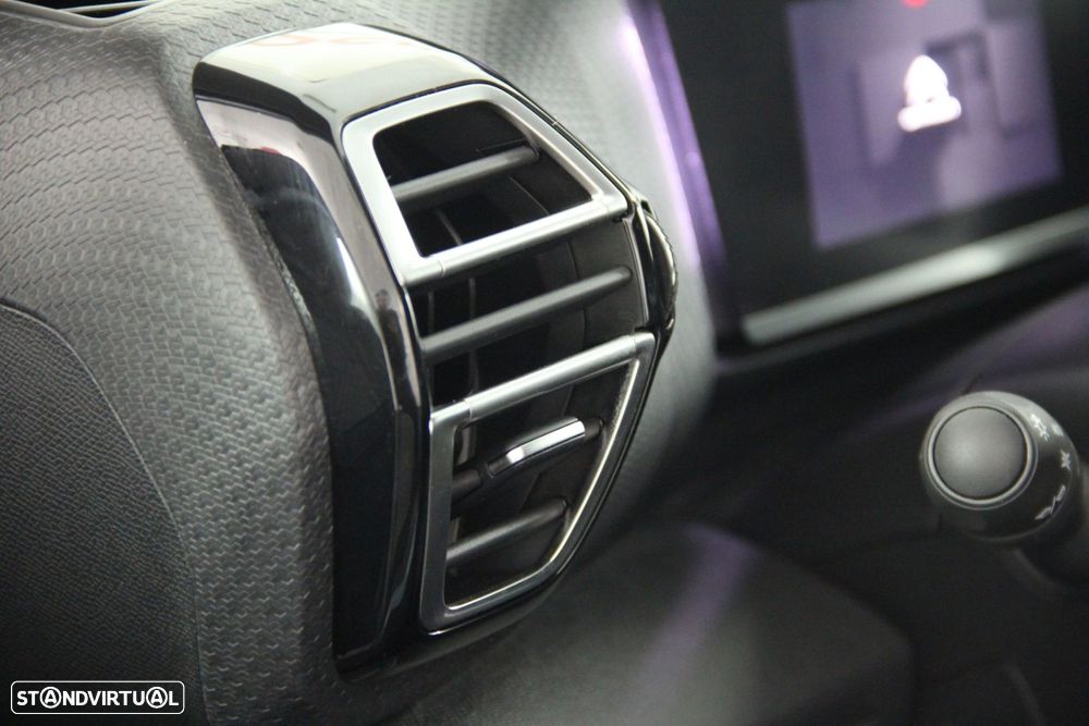 Citroën e-C4 50 kWh Shine - 11