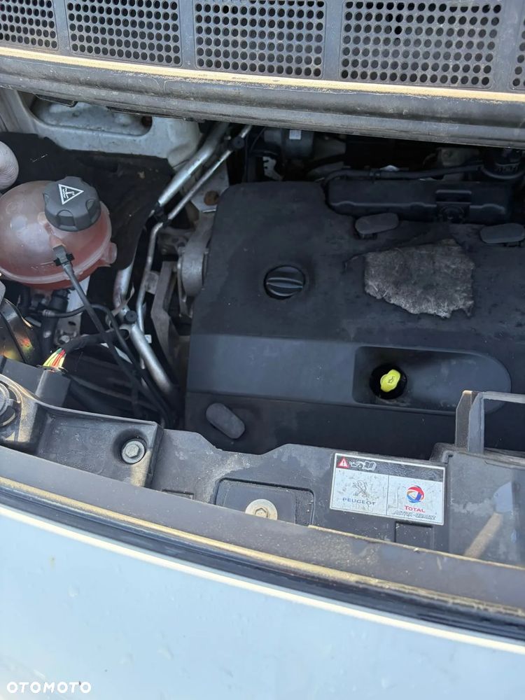 Peugeot EXPERT - 14
