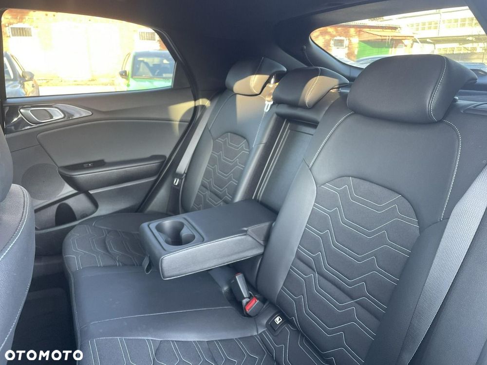 Kia XCeed 1.6 T-GDI Tribute DCT - 16