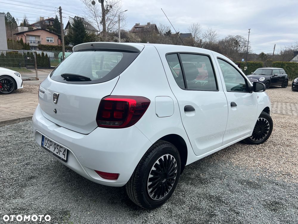Dacia Sandero SCe 75 Essentiel - 4
