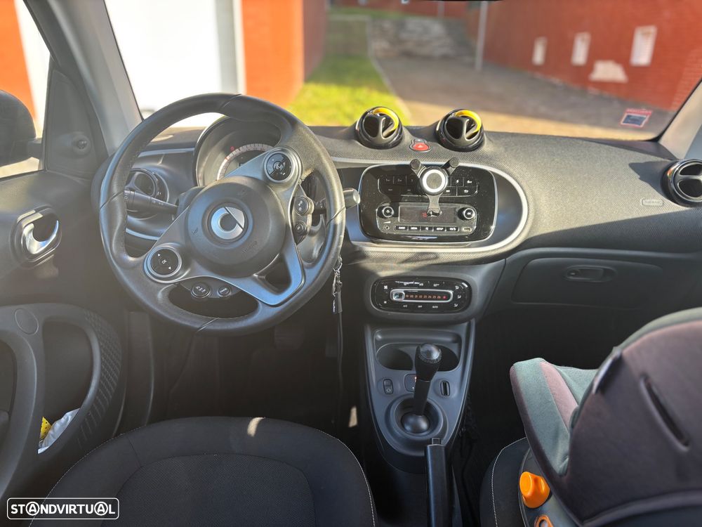 Smart ForTwo Coupé 1.0 mhd Passion 71 - 15