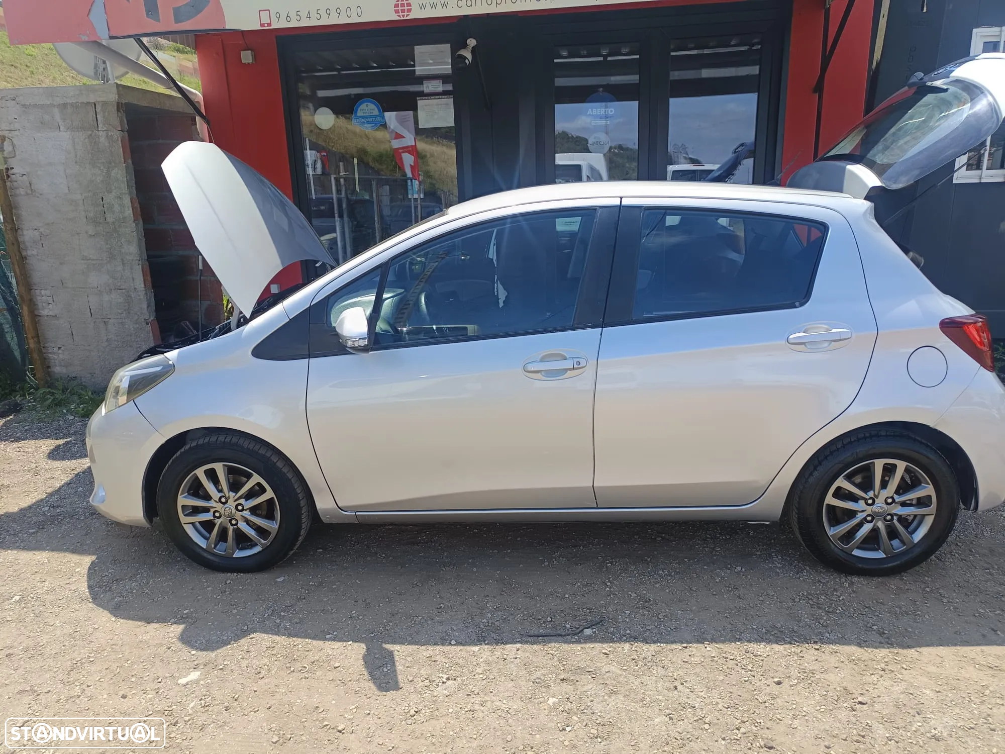 Toyota Yaris 1.4 D-4D S+PT+TP+PL+Navi - 6