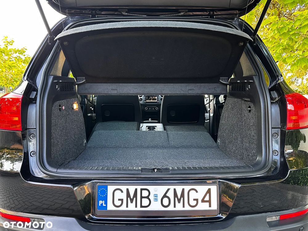 Volkswagen Tiguan - 36