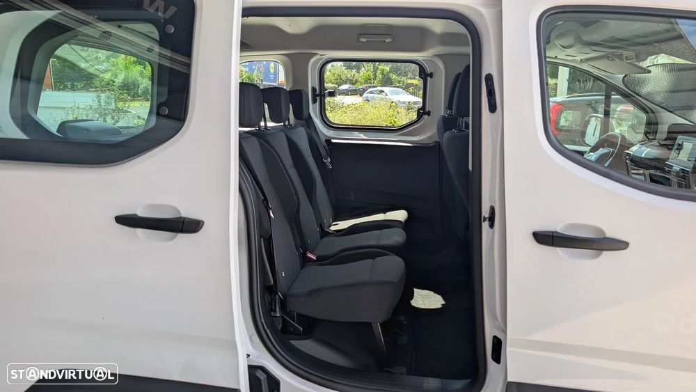 Peugeot e-Rifter 50 kWh Standard Active Pack - 6