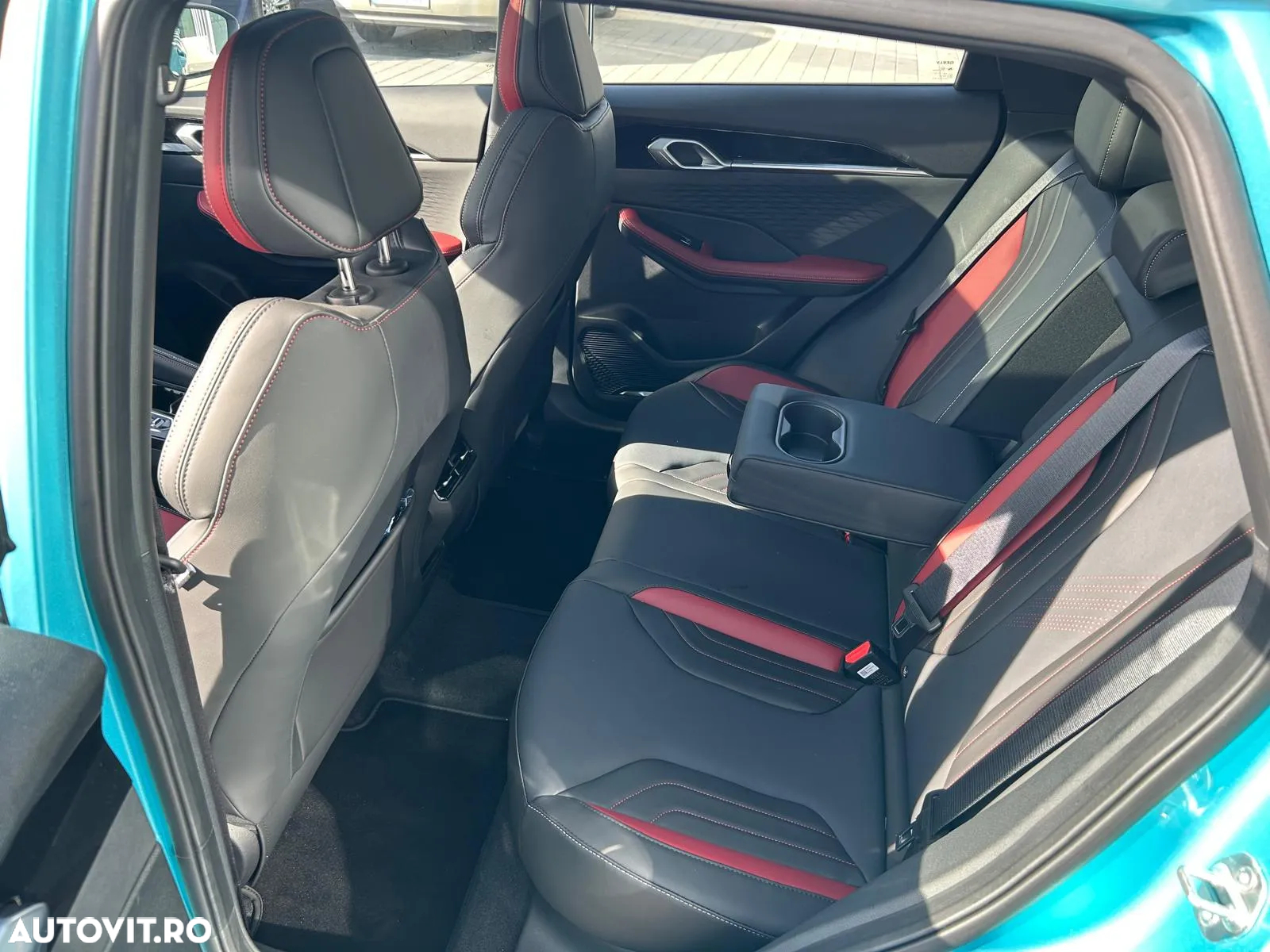 Geely Coolray - 11