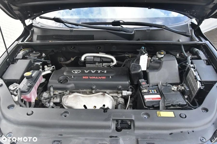 Toyota RAV4 2.0 4x4 Automatik Sol - 19