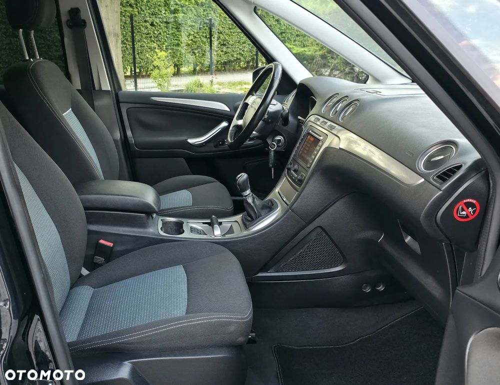 Ford Galaxy 2.0 Champions Edition - 8