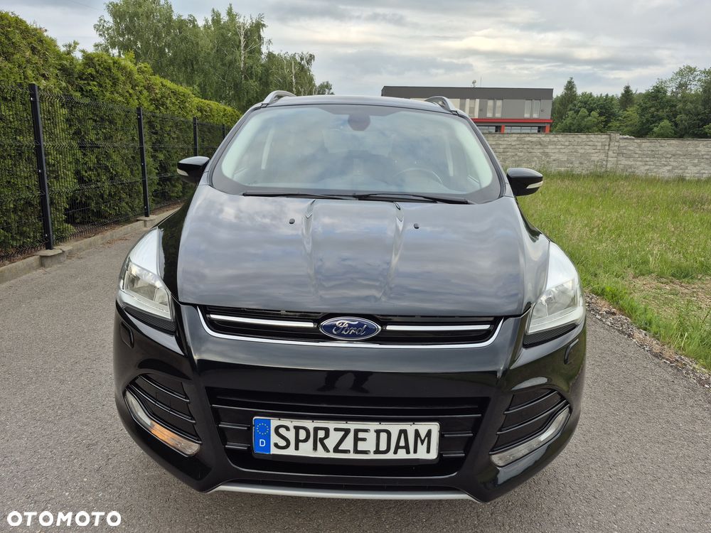 Ford Kuga 2.0 TDCi 2x4 Titanium - 32