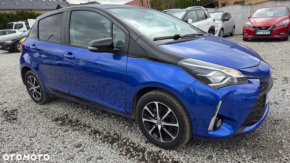 Toyota Yaris 1.5 Premium - 3
