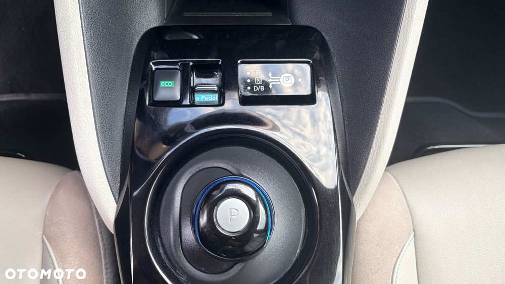 Nissan Leaf 62 kWh e+ N-Connecta - 20