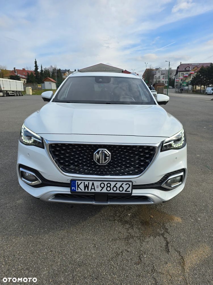 MG EHS 1.5T-GDI PHEV Luxury - 2