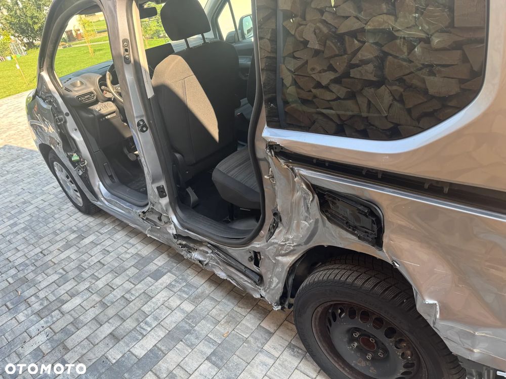 Opel Combo 1.5 D Start/Stop Selection - 5