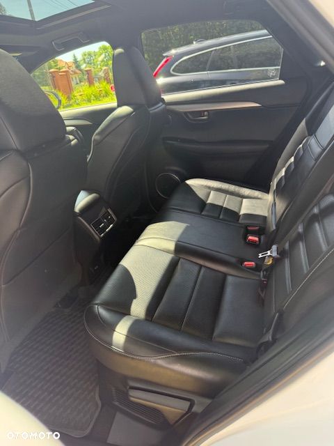 Lexus NX 300 AWD F SPORT - 5