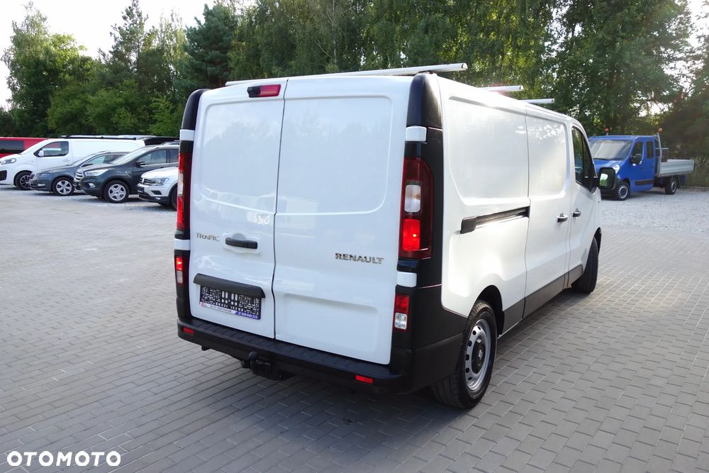 Renault Trafic 2.0 DCI 120 KM Klima Kamera Ledy - 17