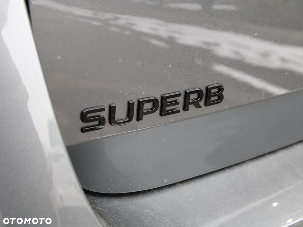 Skoda Superb 2.0 TSI Sportline DSG - 10