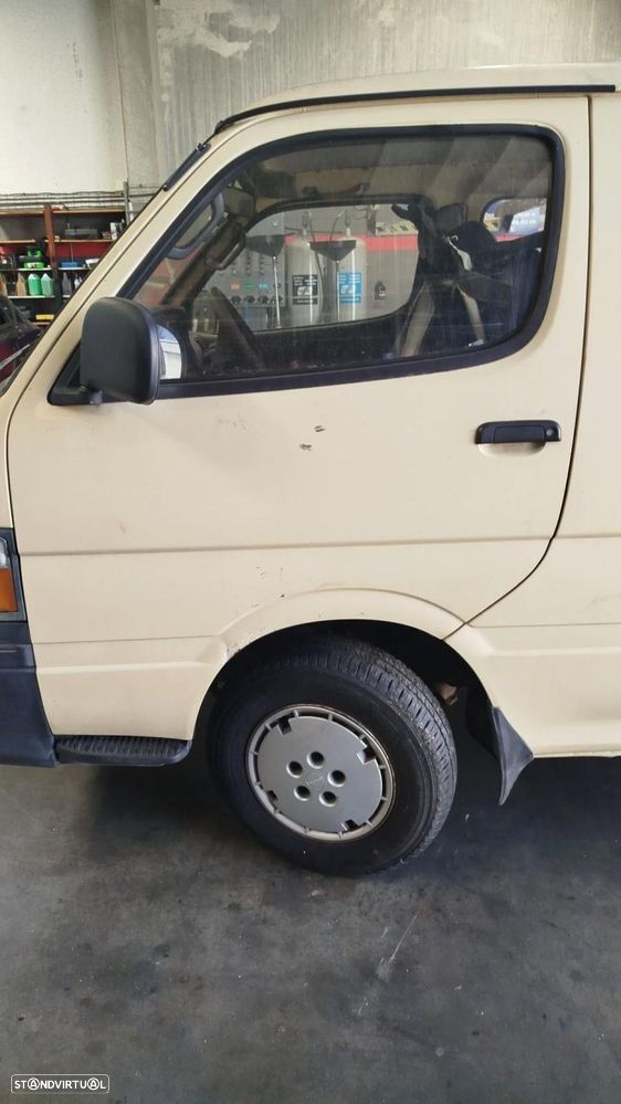 Porta frente esquerda TOYOTA HiAce III (YH7_, LH6_, LH7_, LH5_, YH5_, YH6_) - 1