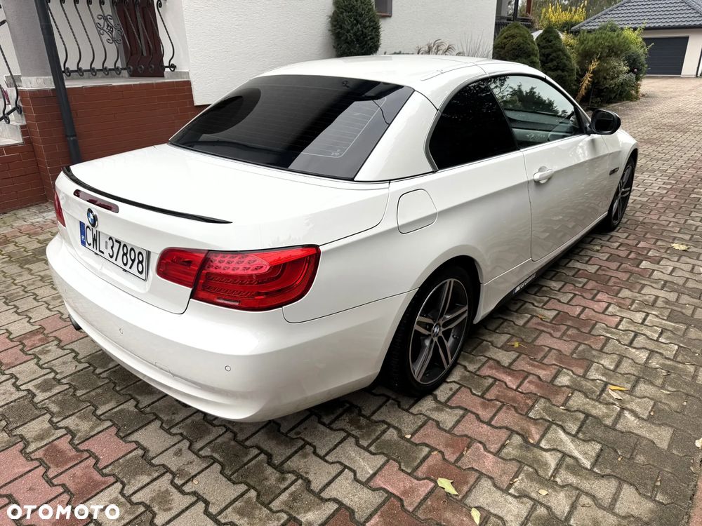 BMW Seria 3 320i Cabrio - 6