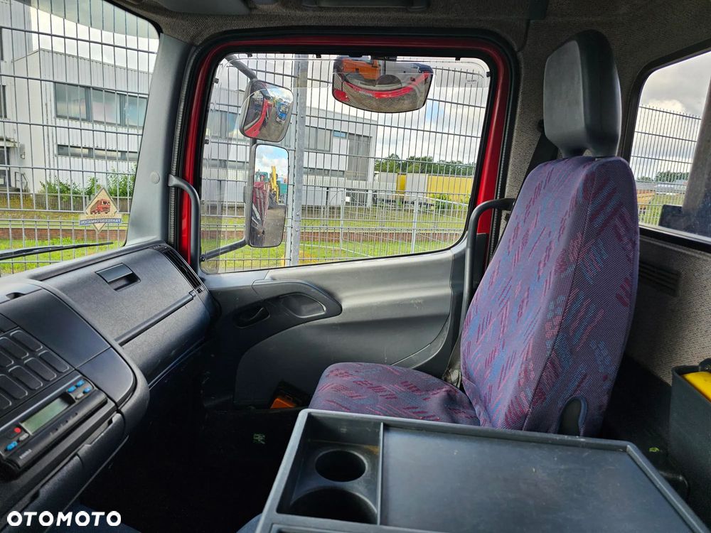 Mercedes-Benz 1828 ATEGO 4X4 KIPPER HDS HIAB - 16