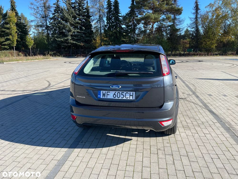 Ford Focus 1.8 Ghia - 7