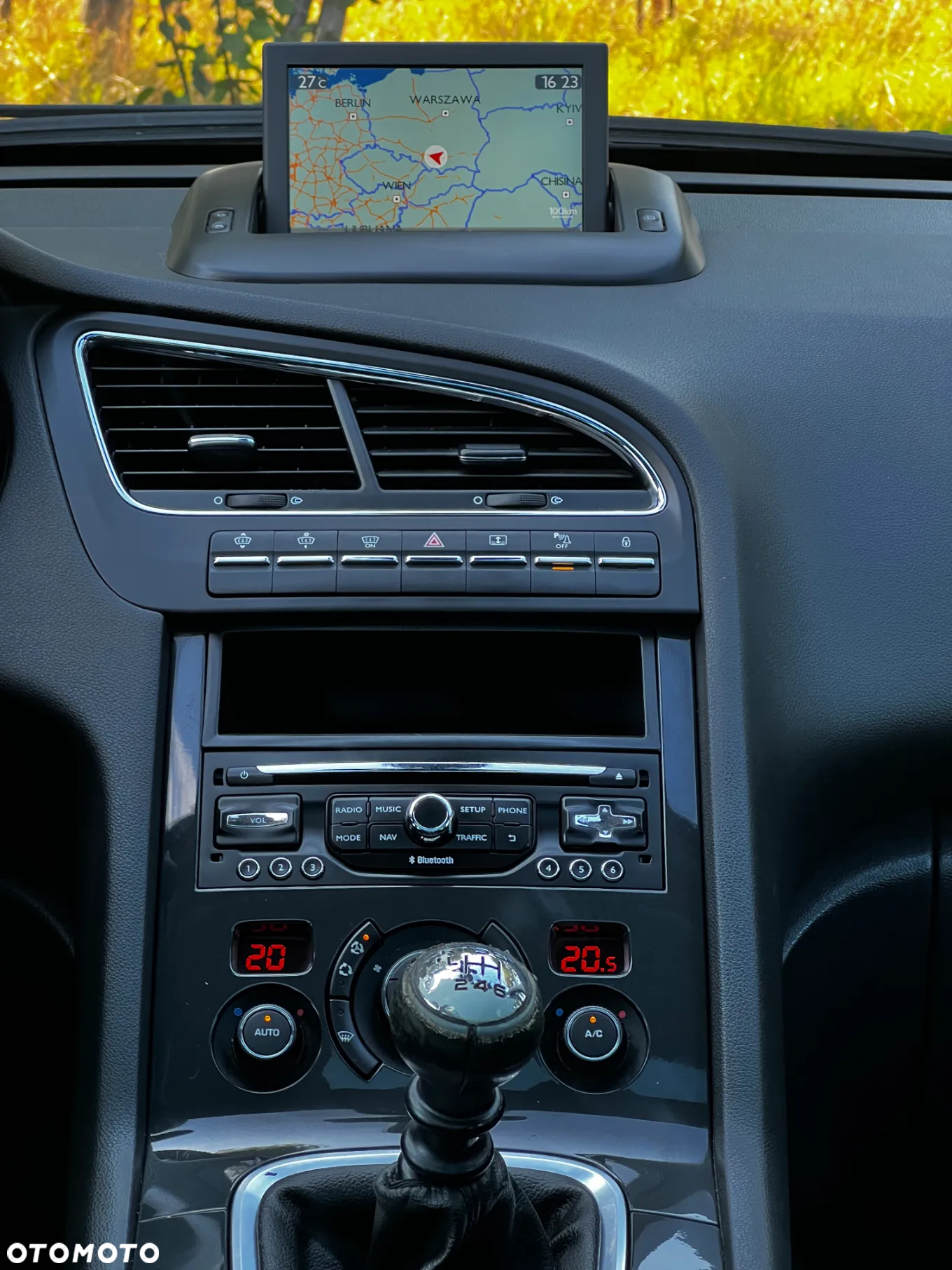Peugeot 5008 - 17