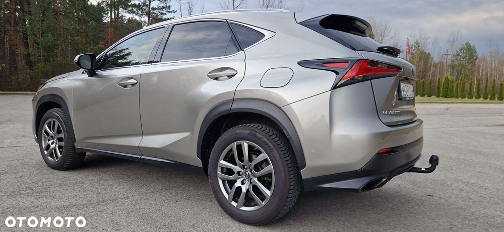 Lexus NX 300 Comfort AWD - 11