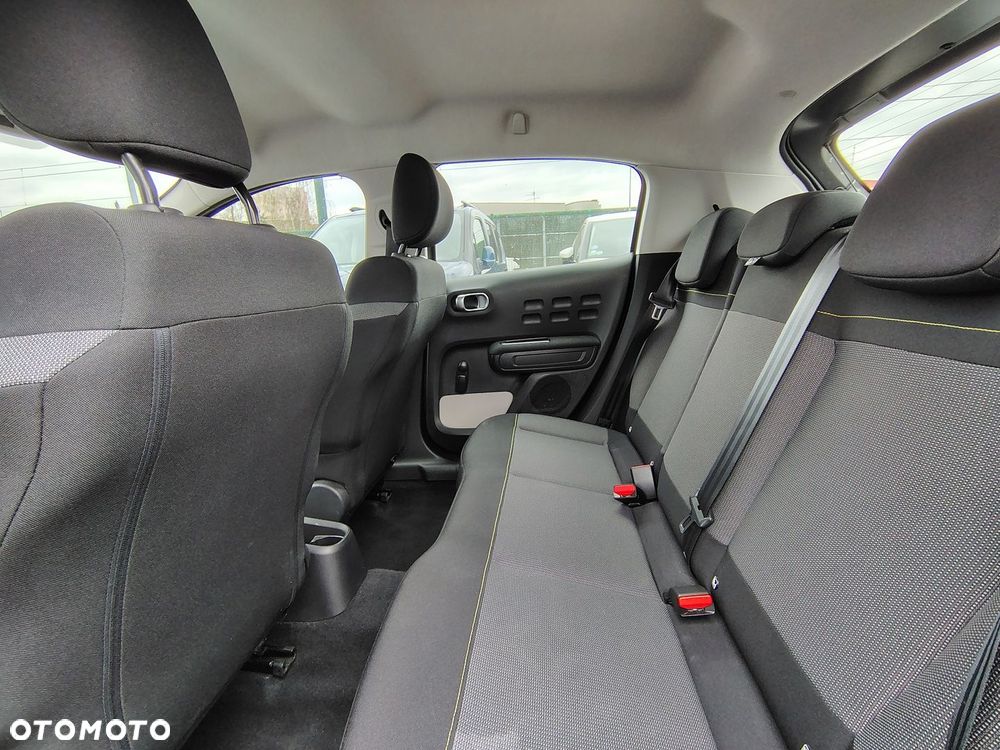 Citroën C3 1.2 PureTech Shine EAT6 - 11