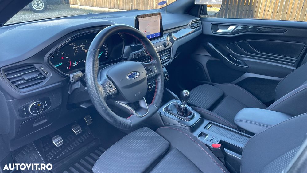 Ford Focus 1.0 EcoBoost Start-Stopp-System ST-LINE - 7