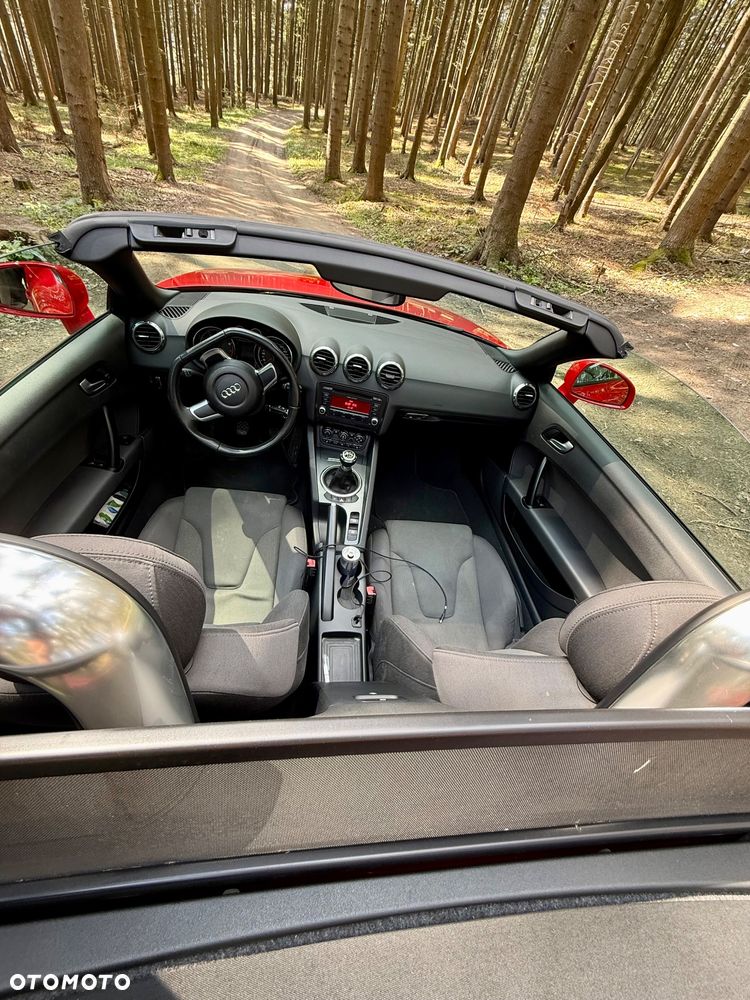 Audi TT Roadster - 8