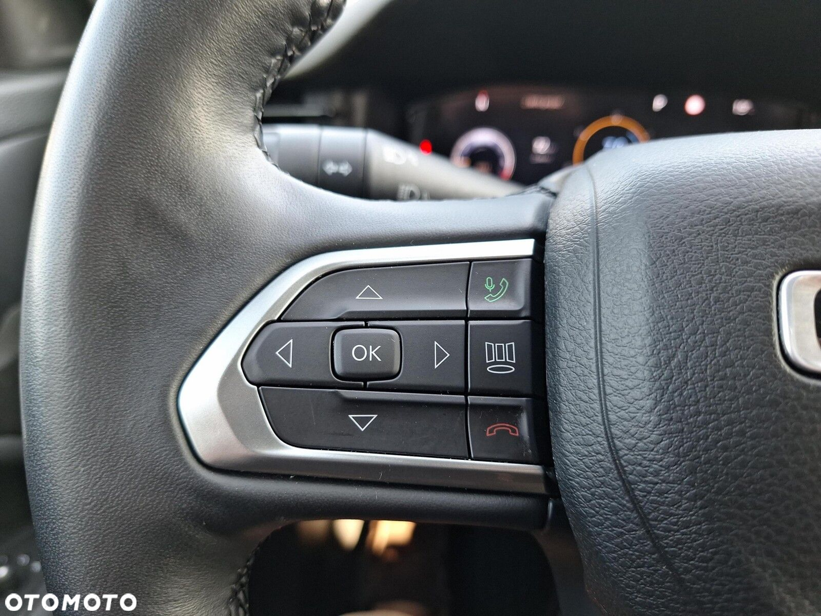Jeep Compass - 14