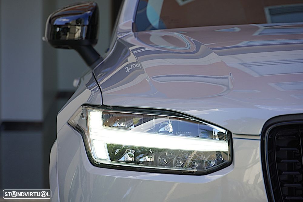 Volvo XC 90 2.0 T8 PHEV Plus Dark AWD - 8