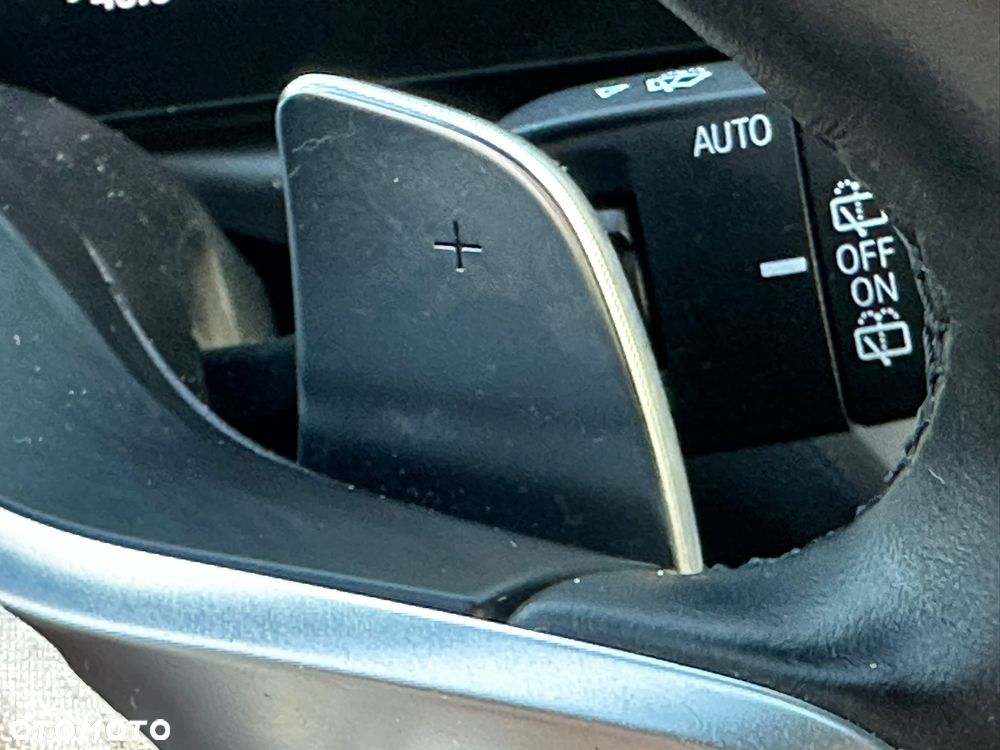 BMW Seria 3 320d xDrive Sport - 17