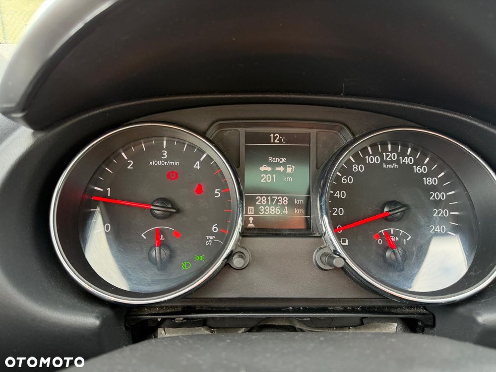 Nissan Qashqai+2 - 16