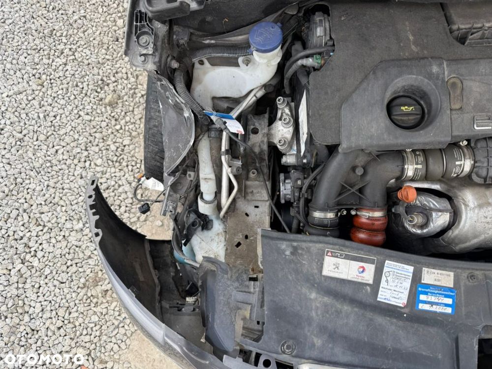 Peugeot 2008 e-HDi FAP 115 STOP & START Allure - 22