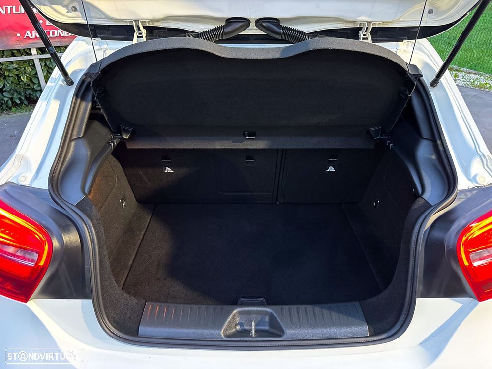 Mercedes-Benz A 160 d - 12